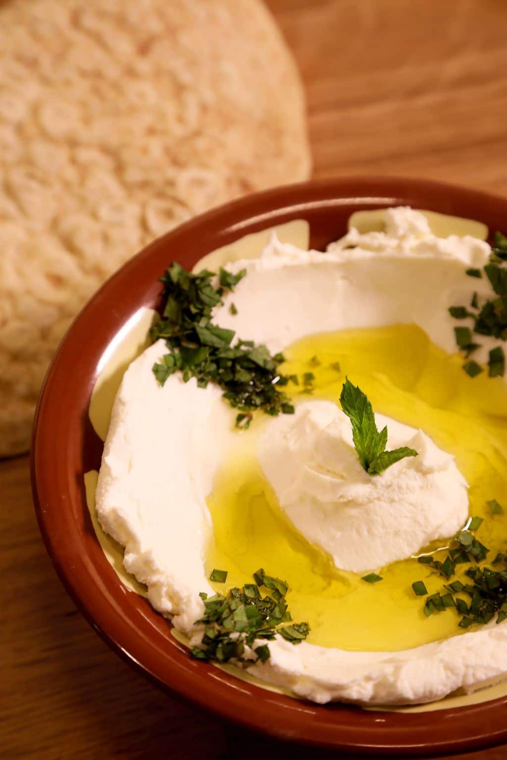 garlic labneh