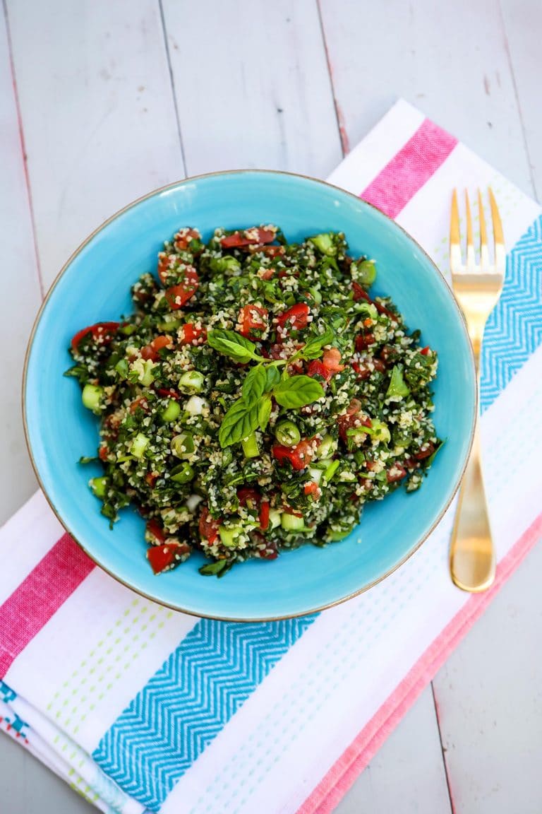 Tabouli Salad (The Lebanese Way)